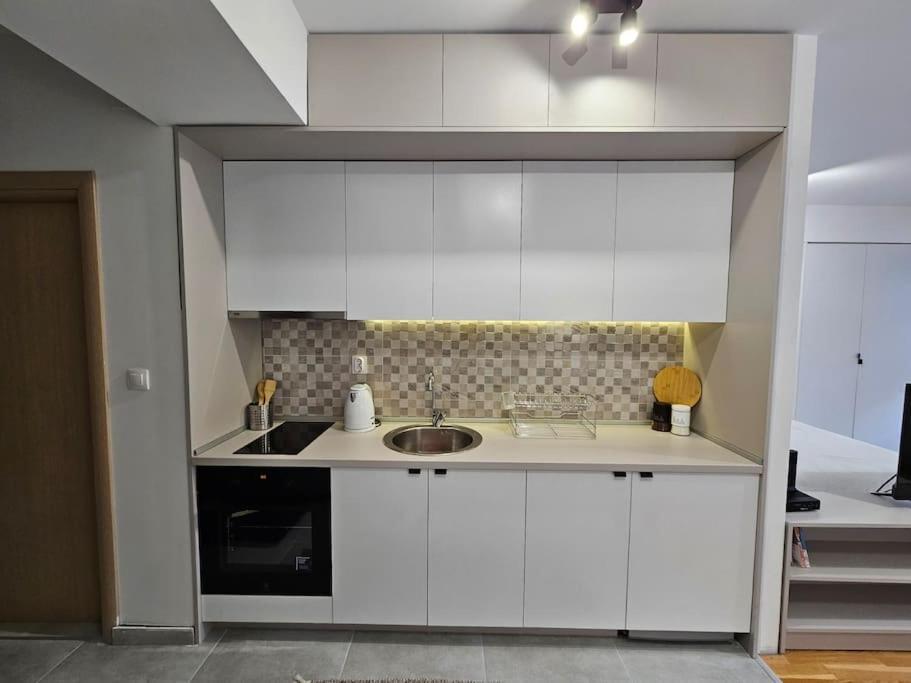Milo Apartment สโกเปีย ภายนอก รูปภาพ